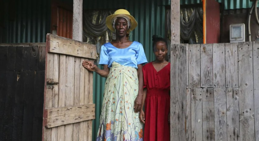 მაიოტადან საფრანგეთში 308 აფრიკელი მიგრანტი ჩაიყვანეს