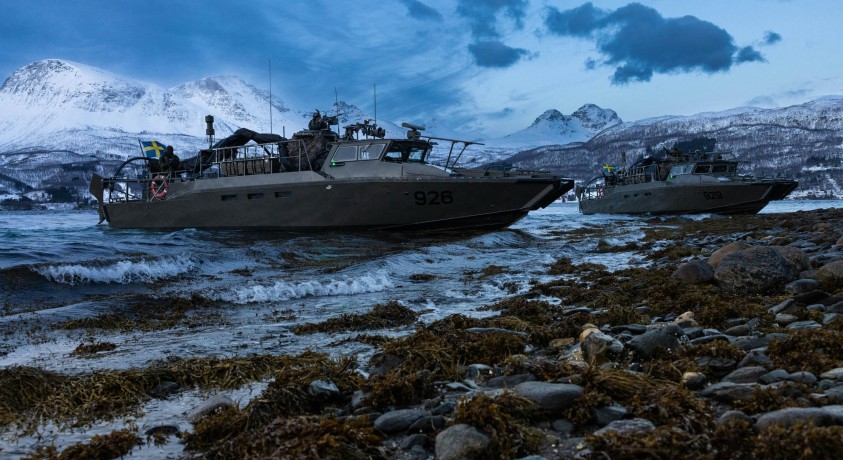 ნატოს მანევრების საპასუხოდ რუსეთი აძლიერებს სამხედრო ძალებს დასავლეთ ნაწილში