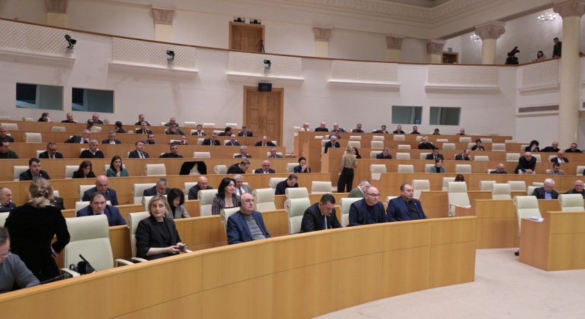 ქართველი ემიგრანტების არჩევნებში მონაწილეობის უფლებაზე პარლამენტში იმსჯელეს