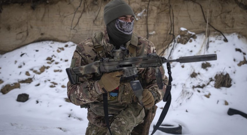 რუსი მებრძოლები კრემლის წინააღმდეგ ომში