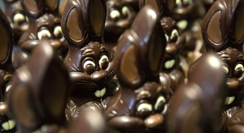 შვეიცარიაში შოკოლადის ცნობილი მწარმოებლები აღდგომის დღესასწაულისთვის ემზადებიან