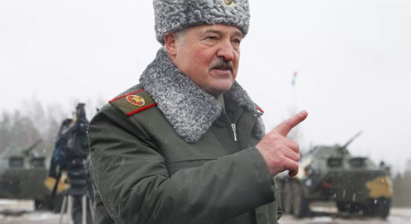 ალექსანდრ ლუკაშენკა ომისთვის ემზადება