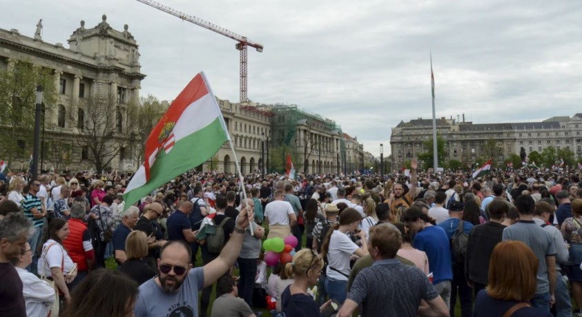 უნგრეთში ბოლო ათწლეულების განმავლობაში ყველაზე მასშტაბური საპროტესტო აქცია გაიმართა