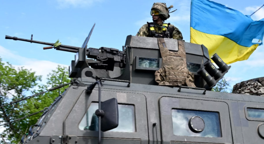 უკრაინელი სამხედროები ფრონტის აღმოსავლეთ ფლანგზე
