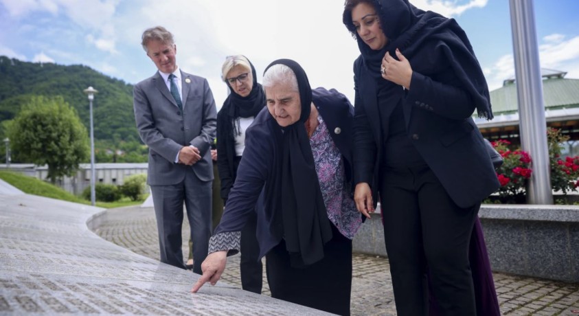 სრებრენიცას ხოცვა-ჟლეტა