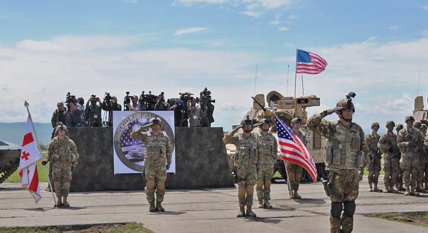 როგორ ეხმარებოდა აშშ საქართველოს ჯარის მშენებლობაში
