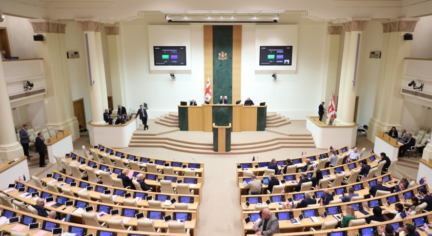აშშ-ის სანქციების ახალ პაკეტს პოლიტიკური გამოხმაურება მოჰყვა თბილისში