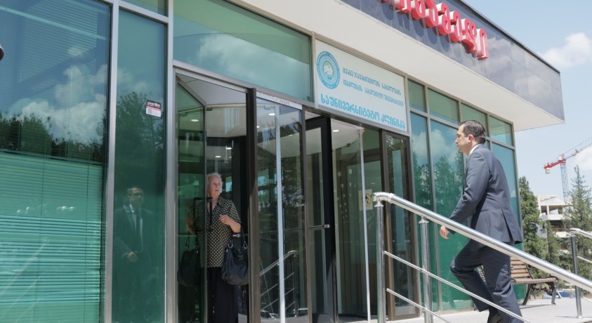 ომბუდსმენმა მსჯავრდადებულები მოინახულა