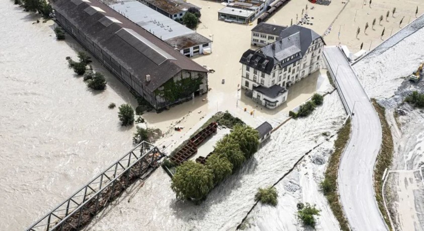 შვეიცარიაში გასულ უქმეებზე უამინდობამ წყალმოვარდნები და მეწყრული პროცესები გამოიწვია