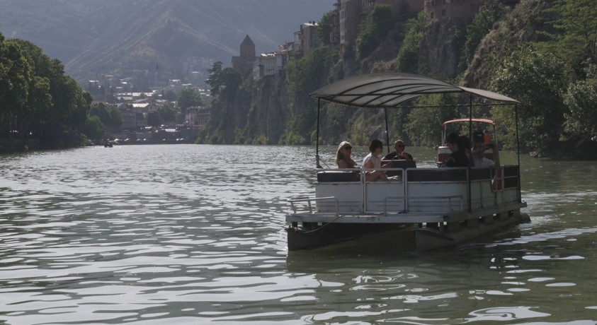 ტურიზმი მტკვარზე