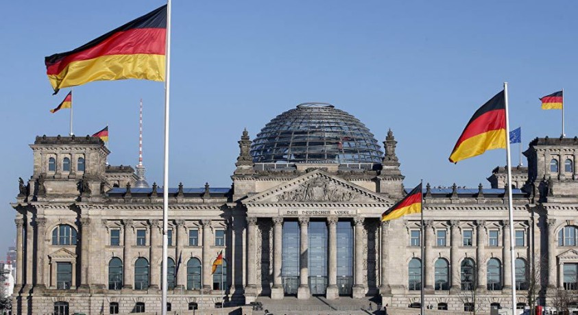 გერმანიის ბუნდესტაგის წევრები თბილისში მედიის წარმომადგენლებს შეხვდნენ