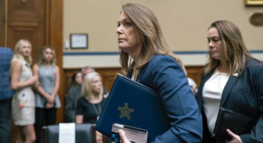 აშშ-ის საიდუმლო სამსახურის დირექტორმა თანამდებობა დატოვა