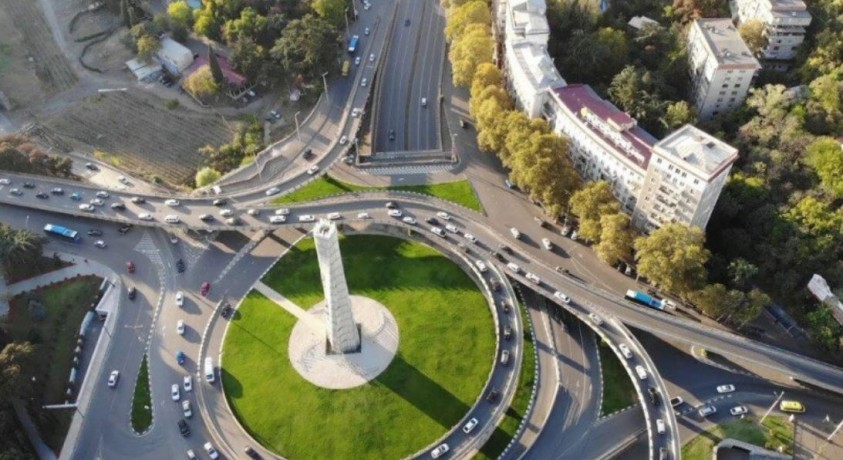 გმირთა მოედნის ესტაკადაზე გადაადგილება ნაწილობრივ შეიზღუდება