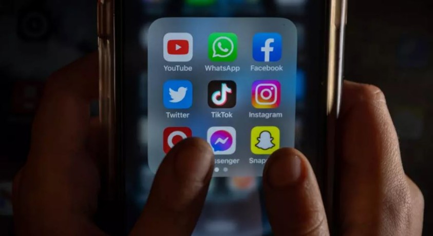 კალიფორნიაში შესაძლოა, სკოლებში ტელეფონები აიკრძალოს