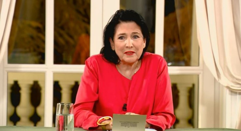 სალომე ზურაბიშვილი ოლიმპიელების დახვედრასა და დაჯილდოებასთან დაკავშირებით საქართველოს მთავრობის გადაწყვეტილებას აკრიტიკებს