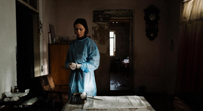 ვენეციის კინოფესტივალზე რეჟისორ დეა კულუმბეგაშვილის ფილმის „აპრილი” პრემიერა გაიმართა