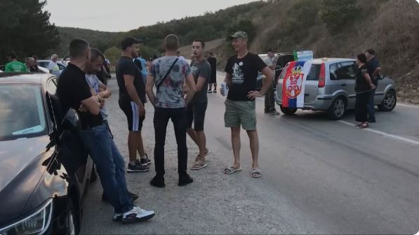 კოსოვომ სერბეთთან ორი სასაზღვრო პუნქტი ჩაკეტა