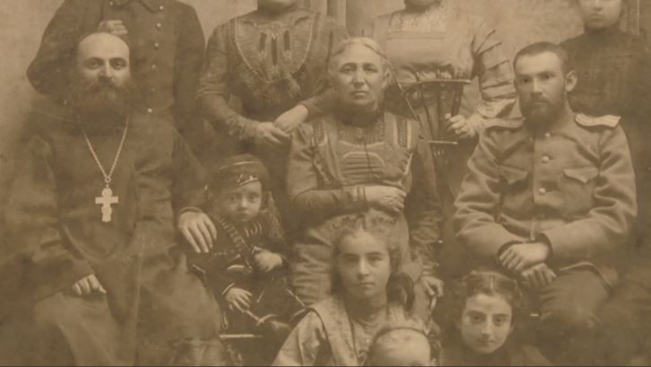 წითელი ტერორის კვალდაკვალ