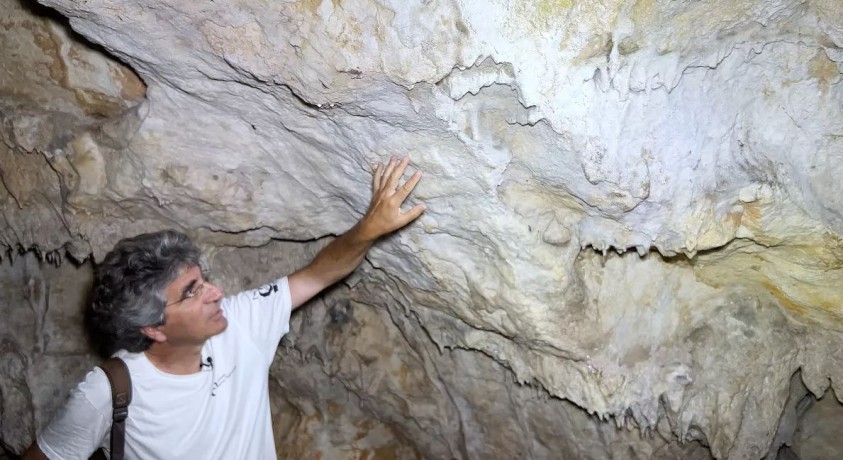 კარსტული მღვიმეების გვალვა კუნძულ სიცილიის ისტორიას ხელახლა წერს