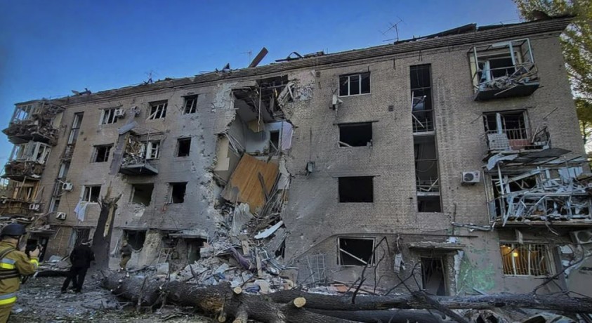 რუსულმა ძალებმა გასულ უქმეებზე უკრაინის ქალაქ ზაპორიჟიაზე იერიში მიიტანეს