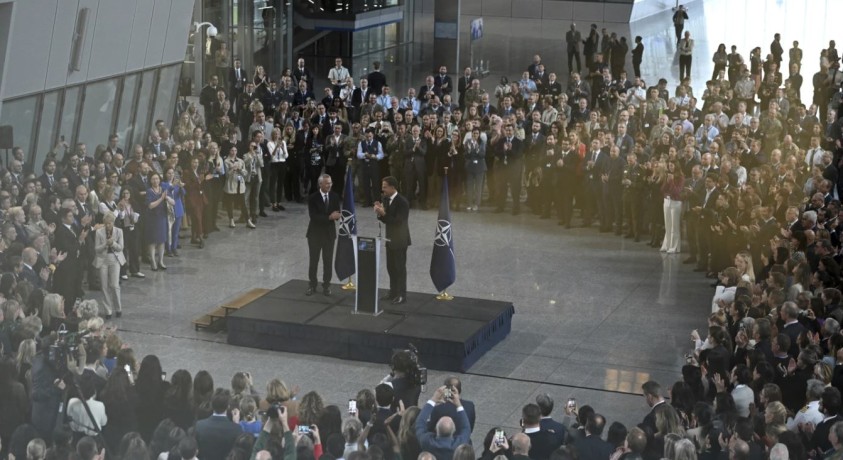 მარკ რუტემ NATO-ს გენერალური მდივნის პოსტზე იენს სტოლტენბერგი შეცვალა