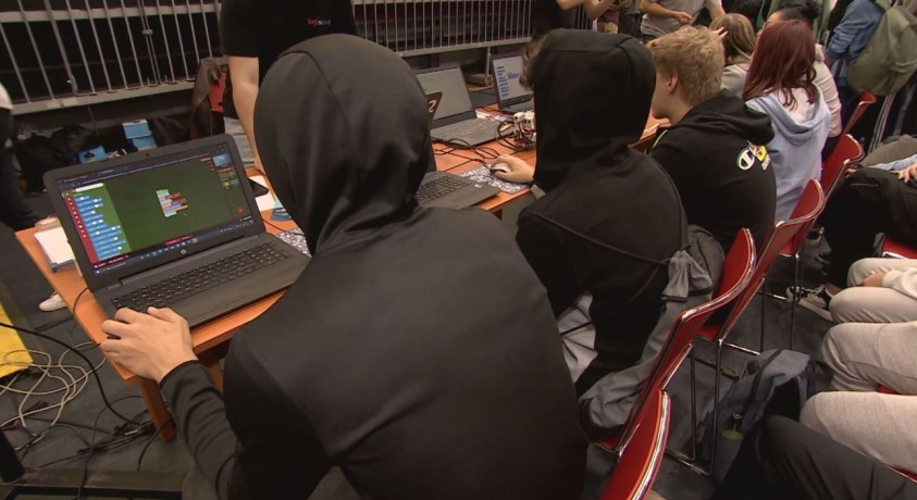 ბუდაპეშტში სკოლის მოსწავლეებისთვის კიბერუსაფრთხოებასთან დაკავშირებული ღონისძიება გაიმართა