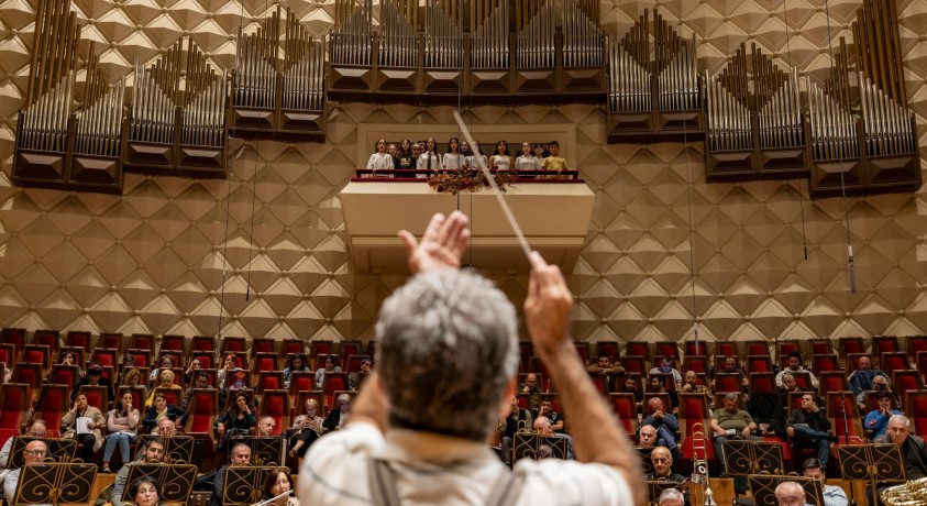 „კარმინა ბურანა”  შემოდგომის თბილისში