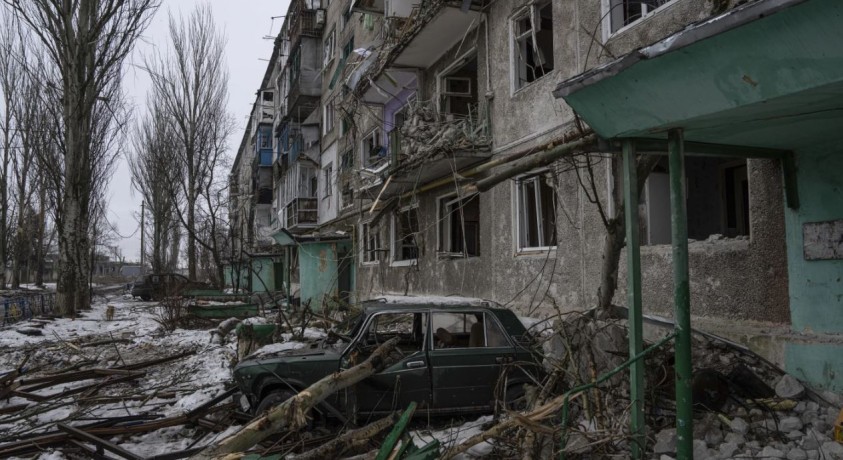 რუსეთი განაგრძობს თავდასხმებს უკრაინის ქალაქებსა და დასახლებებზე