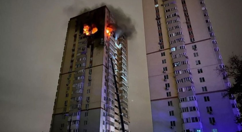 რუსეთის საოკუპაციო ძალებმა დრონების გამოყენებით უკრაინის დედაქალაქზე იერიში მიიტანეს