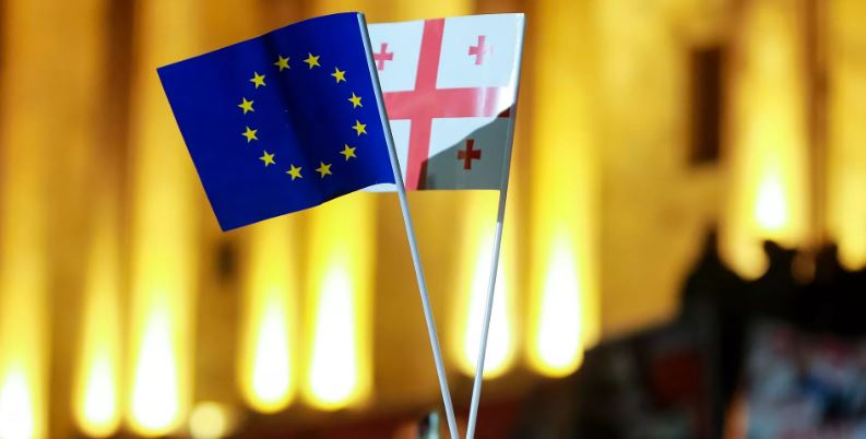 რა თქვა ევროკომისიამ და როგორია პოლიტიკური ინტერპრეტაციები