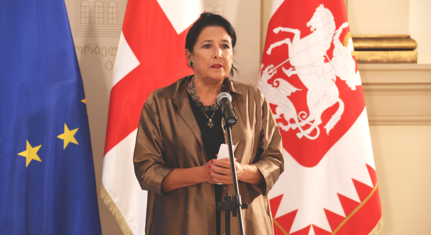 საქართველოს პრეზიდენტმა დონალდ ტრამპს არჩევნებში გამარჯვება მიულოცა