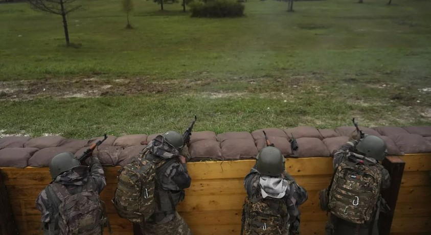 უკრაინელმა სამხედროებმა საფრანგეთში ორთვიანი ინტენსიური სამხედრო წვრთნები გაიარეს
