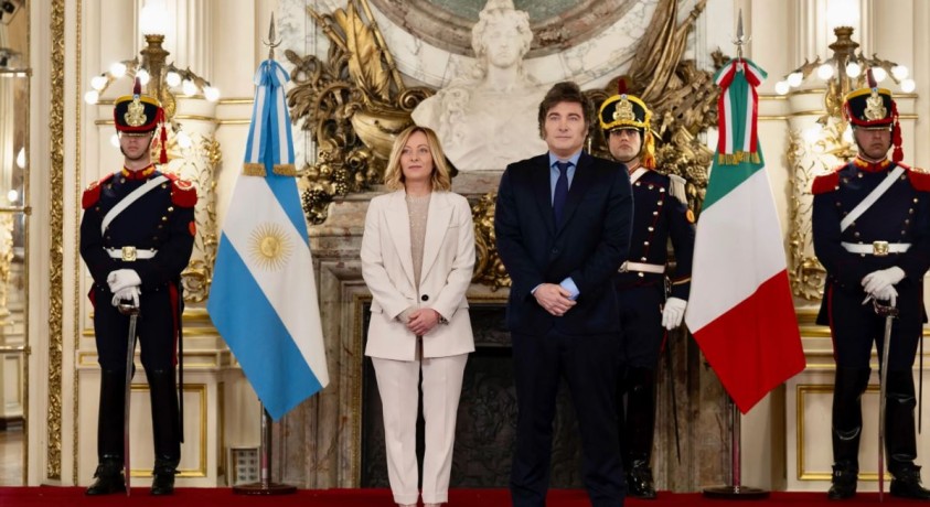 იტალიის პრემიერ-მინისტრი ბუენოს-აირესში არგენტინის პრეზიდენტს შეხვდა
