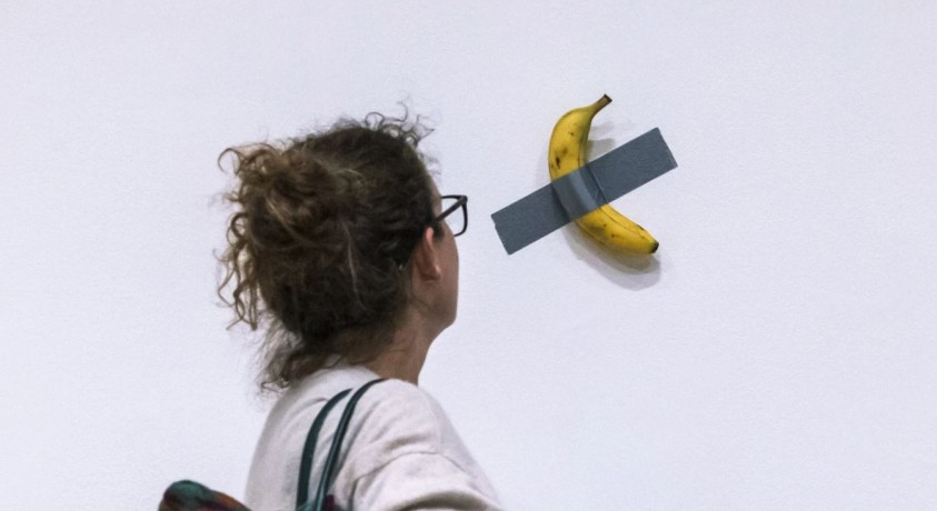 ბანანის ინსტალაცია ნიუ-იორკში 6.2 მილიონ დოლარად გაიყიდა