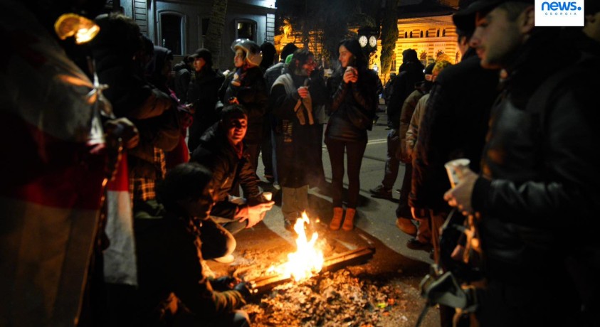 თბილისი, რუსთაველის გამზირი, ღამის ორი საათი, 4 დეკემბერი, 2024 წელი