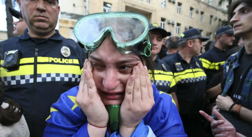 ნიღბის თაობაზე…