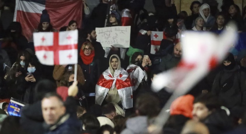 თბილისი, რუსთაველის გამზირი, 20:00, 8 დეკემბერი, 2024 წელი