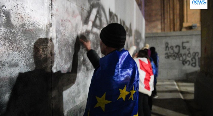 თბილისი, რუსთაველის გამზირი, 23:40, 8 დეკემბერი, 2024 წელი