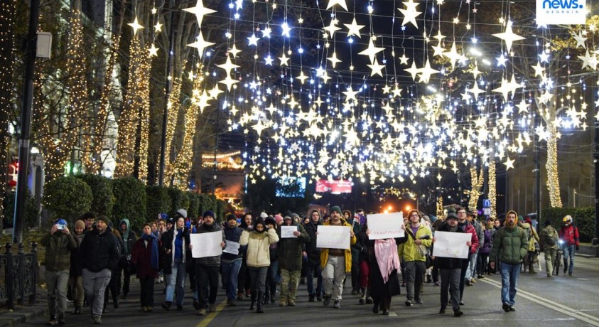 თბილისი, რუსთაველის გამზირი, 20:45, 16 დეკემბერი, 2024 წელი