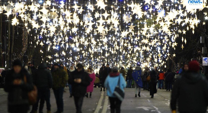 თბილისი, რუსთაველის გამზირი, 22:00, 16 დეკემბერი, 2024 წელი