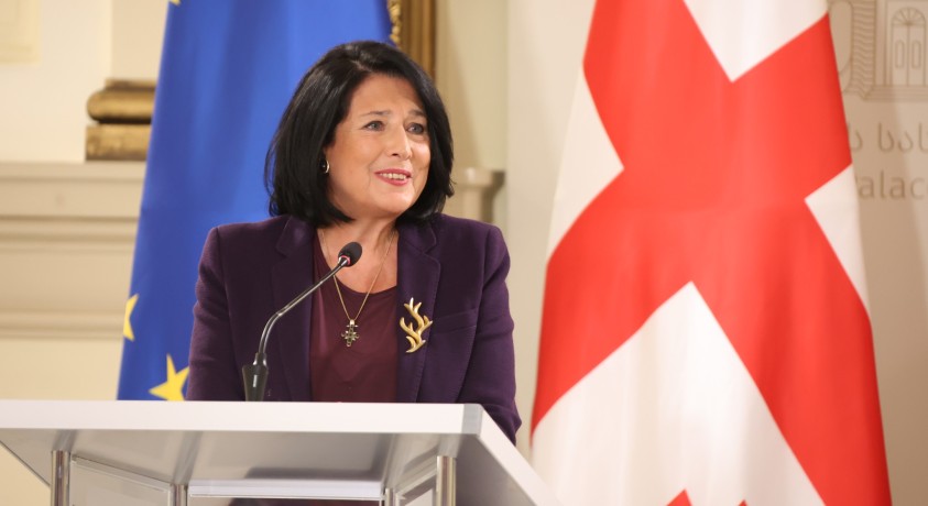 სალომე ზურაბიშვილი სტრასბურგში ჩავიდა