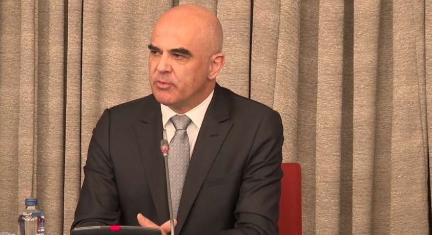 ალენ ბერსე: მთავრობის მხრიდან მივიღეთ პირობა, რომ “უცხოური გავლენის გამჭვირვალობის” კანონი გადაიხედება