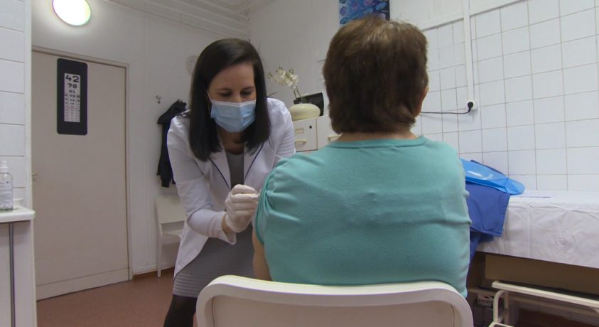 უნგრეთში მოსახლეობის აცრა ჩინური და რუსული ვაქცინით მიმდინარეობს