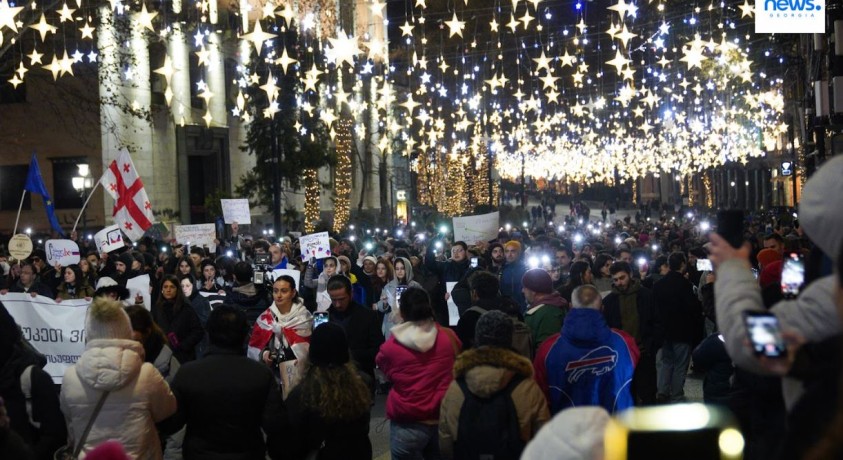 თბილისი, რუსთაველის გამზირი, 20:50, 23 დეკემბერი, 2024 წელი