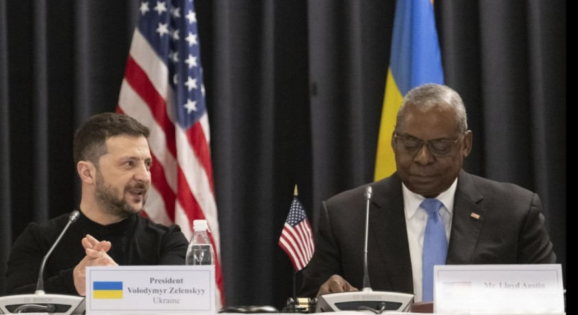 “უკრაინისთვის დახმარების შეწყვეტა მეტ ქაოსსა და ომს გამოიწვევს“ – ლოიდ ოსტინი