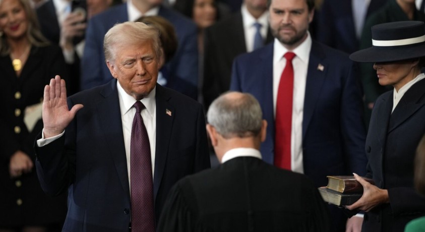 „მე გადამარჩინა ღმერთმა, რათა აშშ კვლავ დიდებულ ქვეყნად მექცია” – დონალდ ტრამპმა საპრეზიდენტო ფიცი დადო
