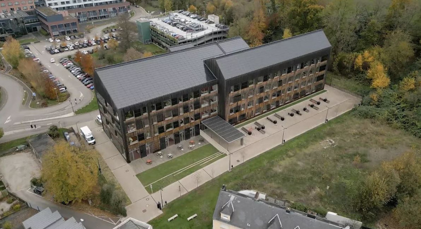 ლუქსემბურგის ინსტიტუტის შენობა ევროპაში მდგრადი ენერგიის კონცეფციის მაგალითია