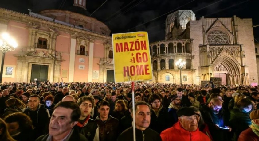 ვალენსიაში რეგიონული მთავრობის გადადგომის მოთხოვნით საპროტესტო აქცია გაიმართა