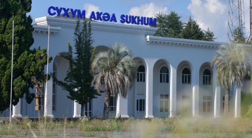 ოკუპირებული სოხუმი რუსეთთან საცდელ ფრენებს იწყებს