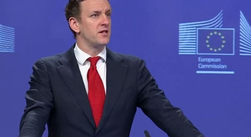 ევროკომისიის სპიკერი ამბობს, რომ ტრამპის მიერ ტარიფების დაწესება სტრატეგიულ პარტნიორობას შეარყევს